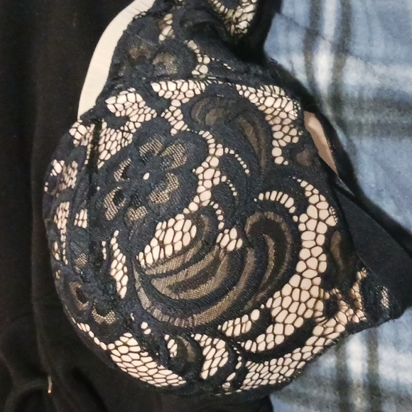 Bra - Picture 3 of 3